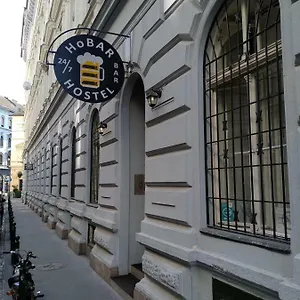 https://hobar-the-hostel-bar.inbudapesthotels.com